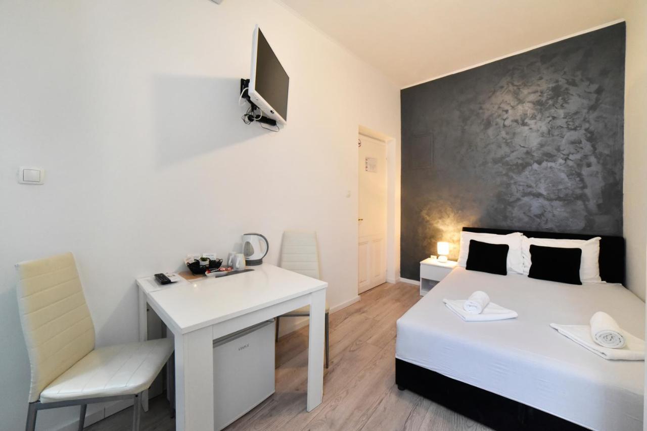Virtus Apartments And Rooms With Free Private Parking Zagreb Exterior foto